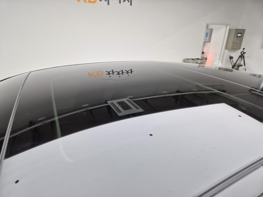 Mercedes Benz E class 2024 skyblue - Importación desde Corea - HF Imports Iquique - Foto 13