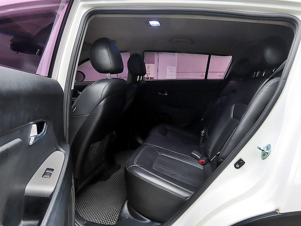 KIA Sportage - Vista 6