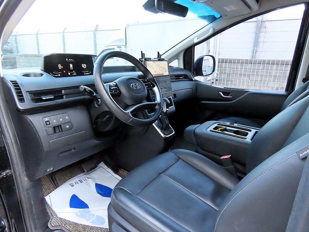 HYUNDAI Staria - Vista 7