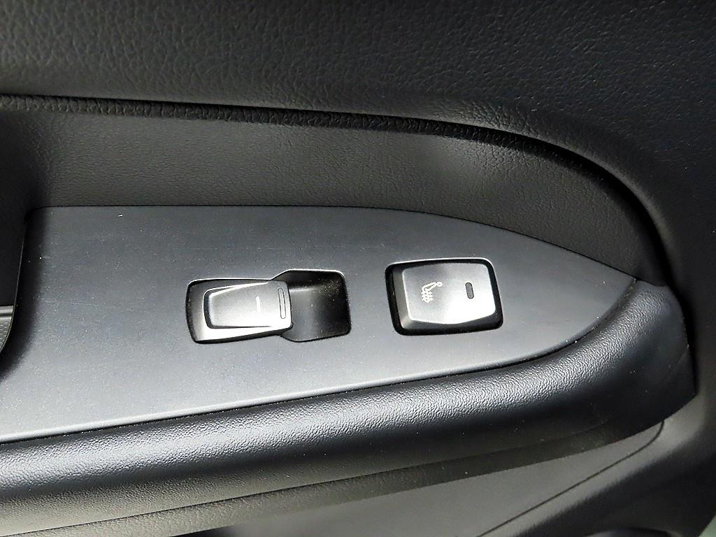 Ssangyong Rexton - Vista 12