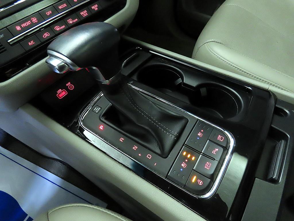 KIA Carnival 2018 Gris - Importación desde Corea - HF Imports Iquique - Foto 13