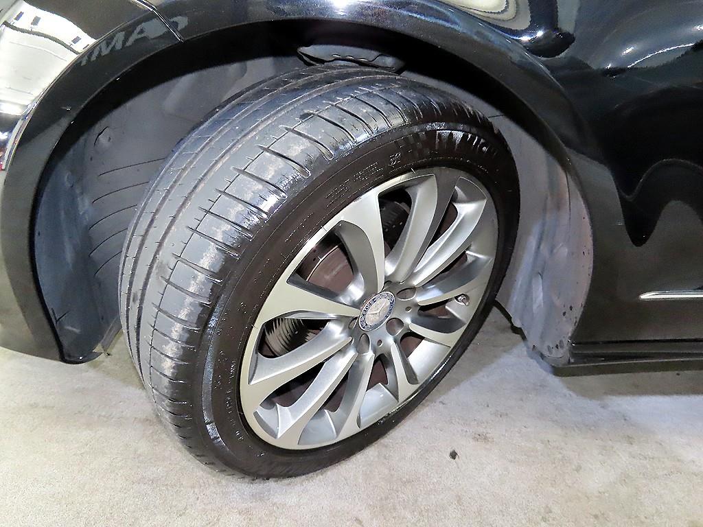 Mercedes Benz CLS Class 2016 Negro - Importación desde Corea - HF Imports Iquique - Foto 20