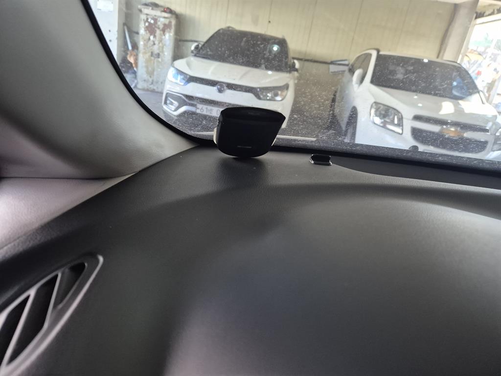 KIA Carens - Vista 5