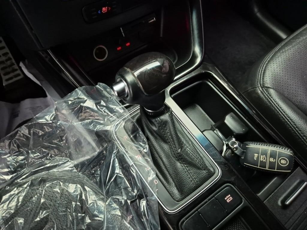 KIA Sorento - Vista 8