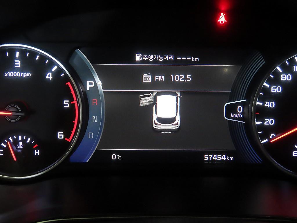 KIA Seltos - Vista 9