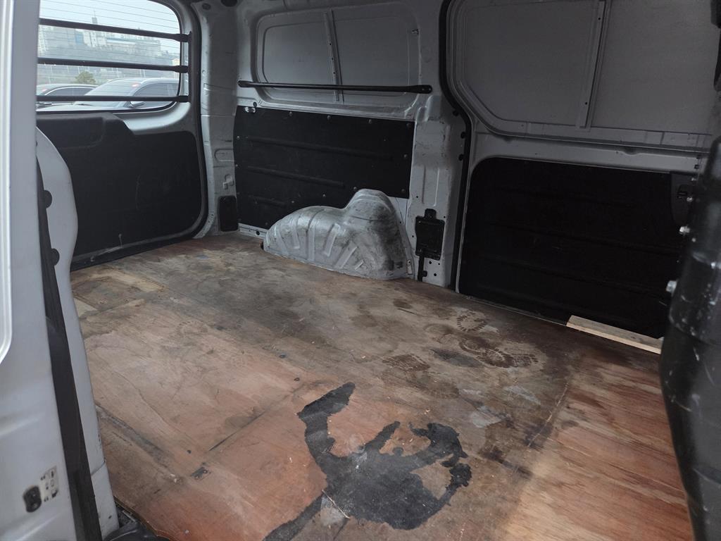 HYUNDAI Starex - Vista 11