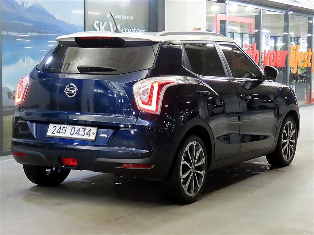 Ssangyong Tivoli - Vista 4