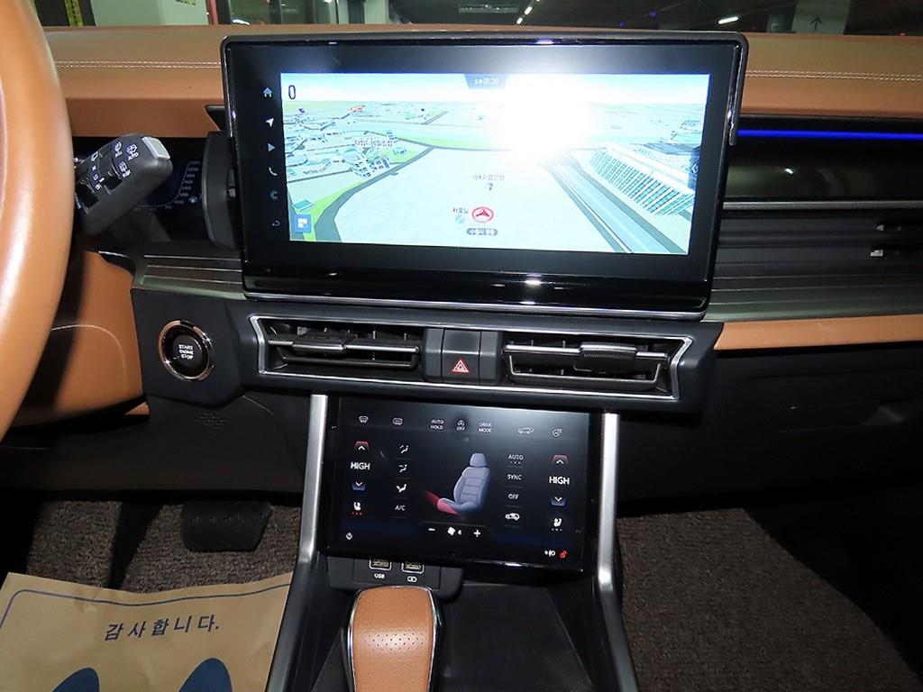 Ssangyong Torres - Vista 11