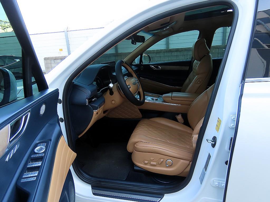 Genesis GV80 - Vista 5