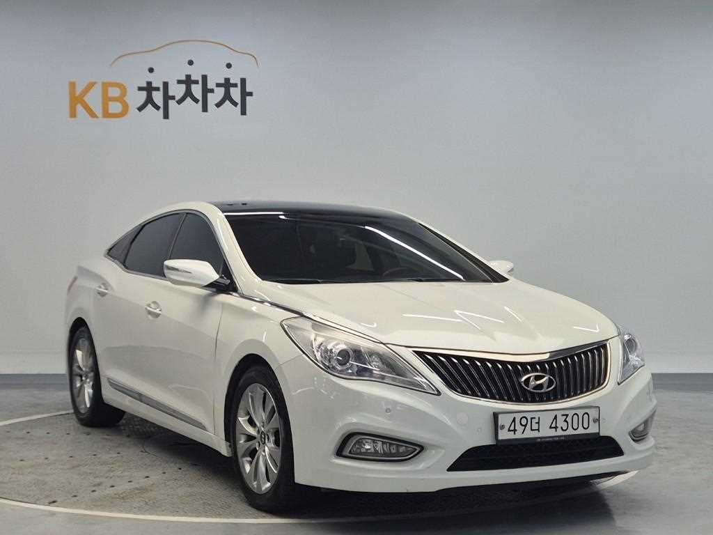 HYUNDAI Grandeur - Vista 4
