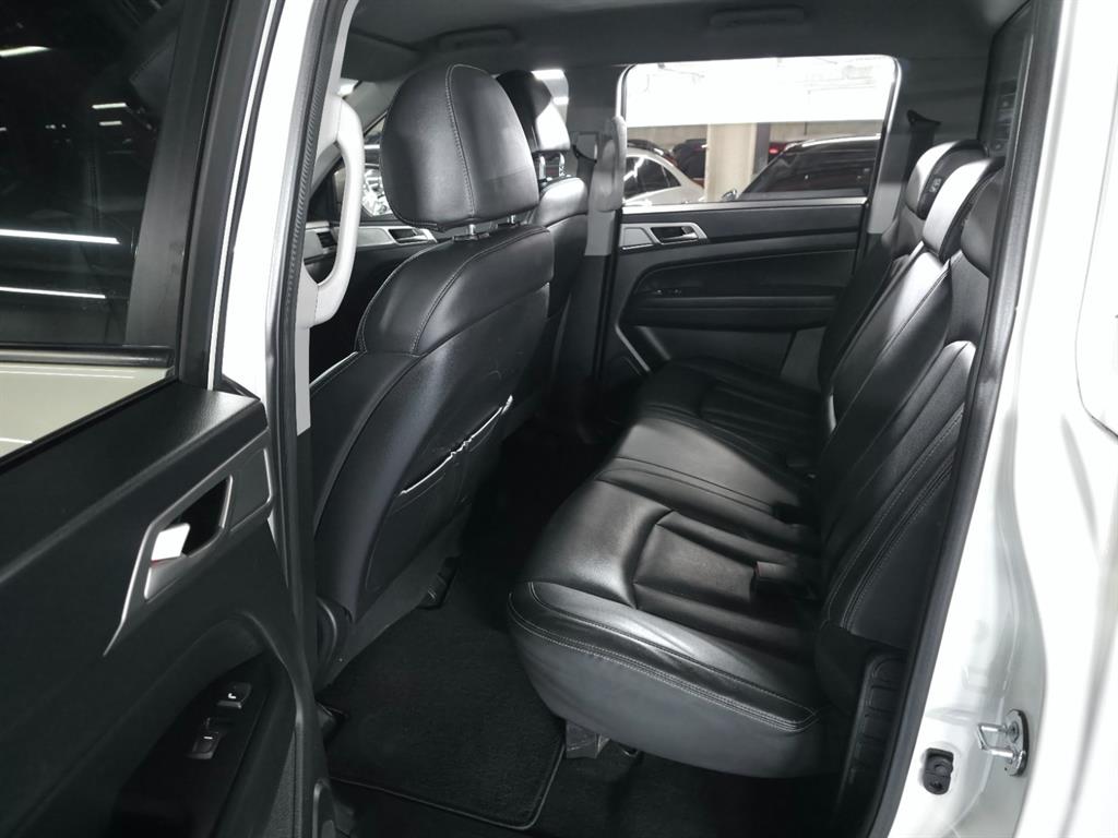 Ssangyong Rexton 2019 Blanco - Importación desde Corea - HF Imports Iquique - Foto 16