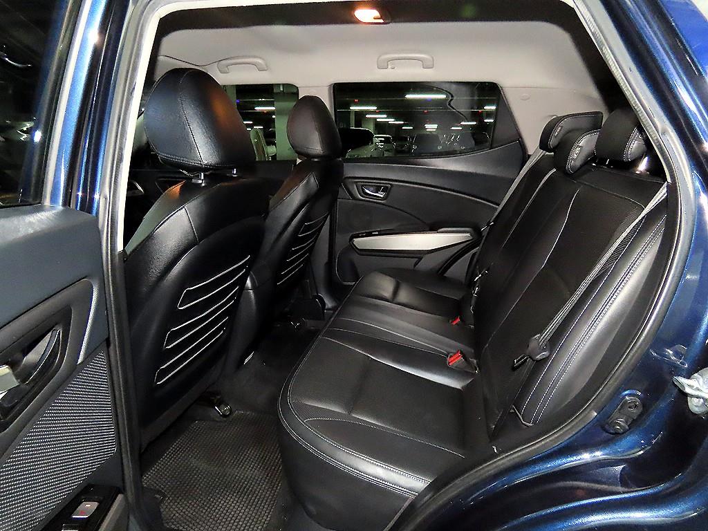 Ssangyong Tivoli - Vista 7