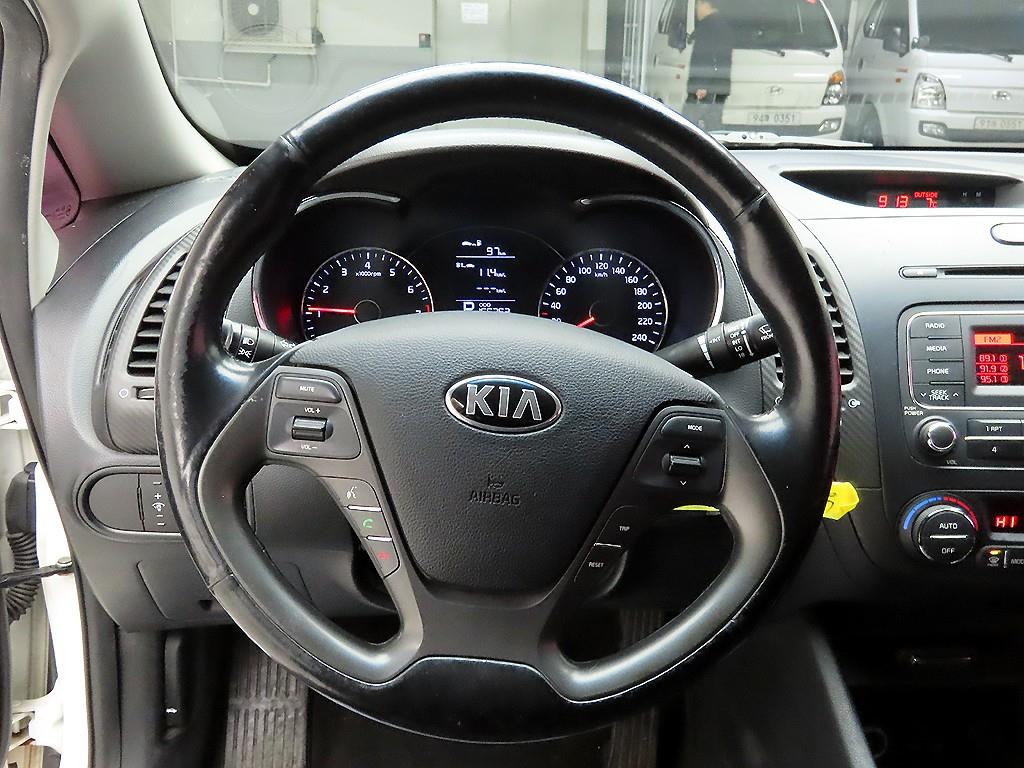 KIA K3 - Vista 7