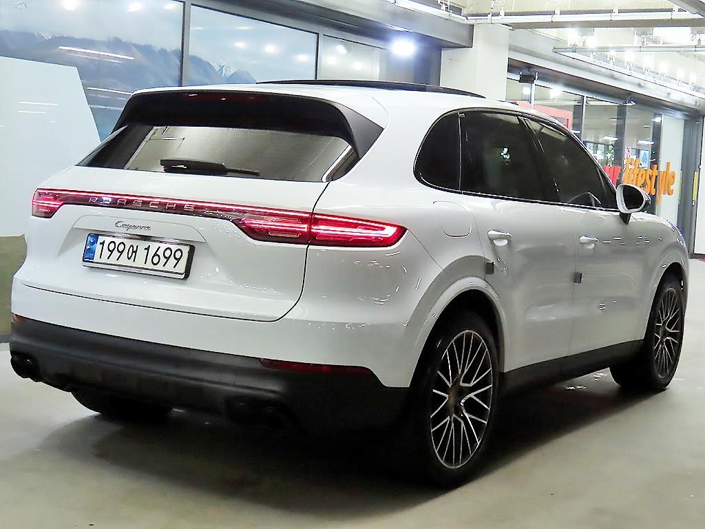 Porsche Cayenne - Vista 4