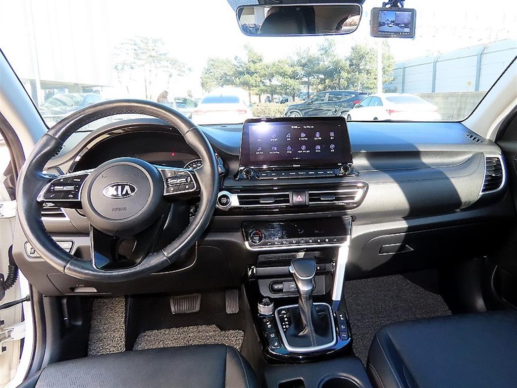 KIA Seltos - Vista 7