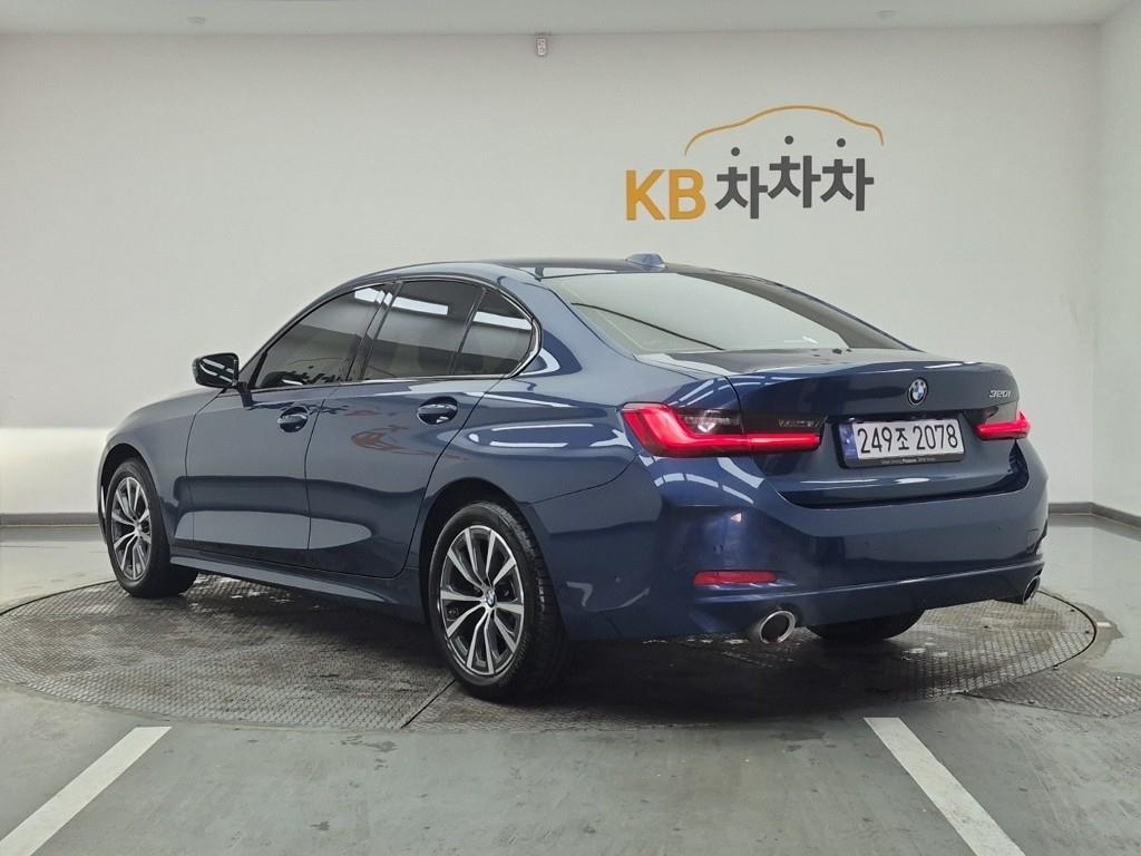 BMW 3 series - Vista 3