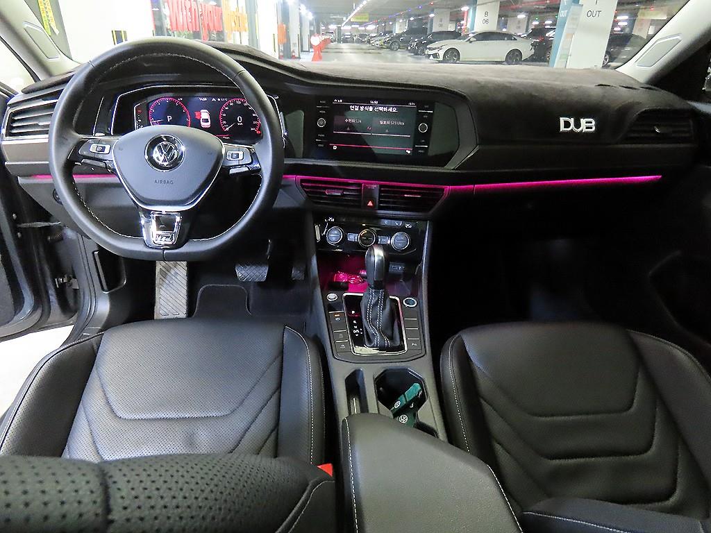 Volkswagen Jetta - Vista 10