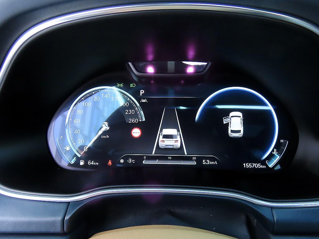 Genesis GV80 - Vista 9