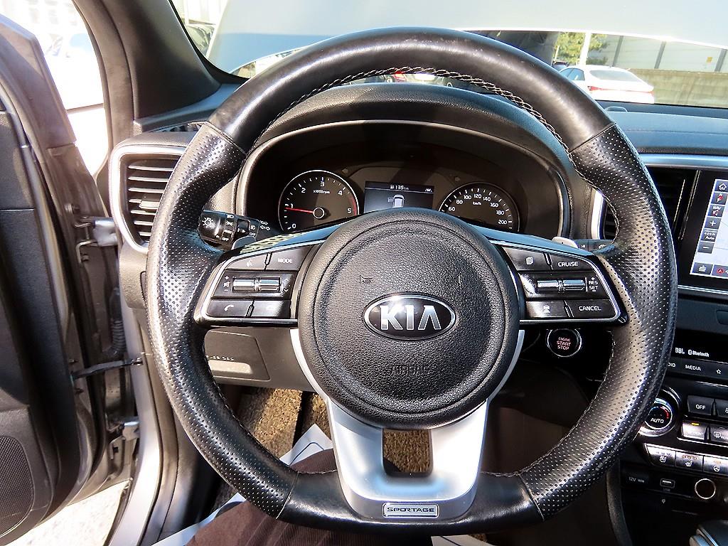 KIA Sportage - Vista 8