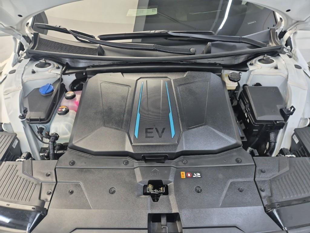 HYUNDAI Ioniq 5 - Vista 5