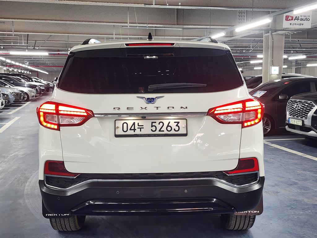 Ssangyong Rexton 2018 Blanco - Importación desde Corea - HF Imports Iquique - Foto 15