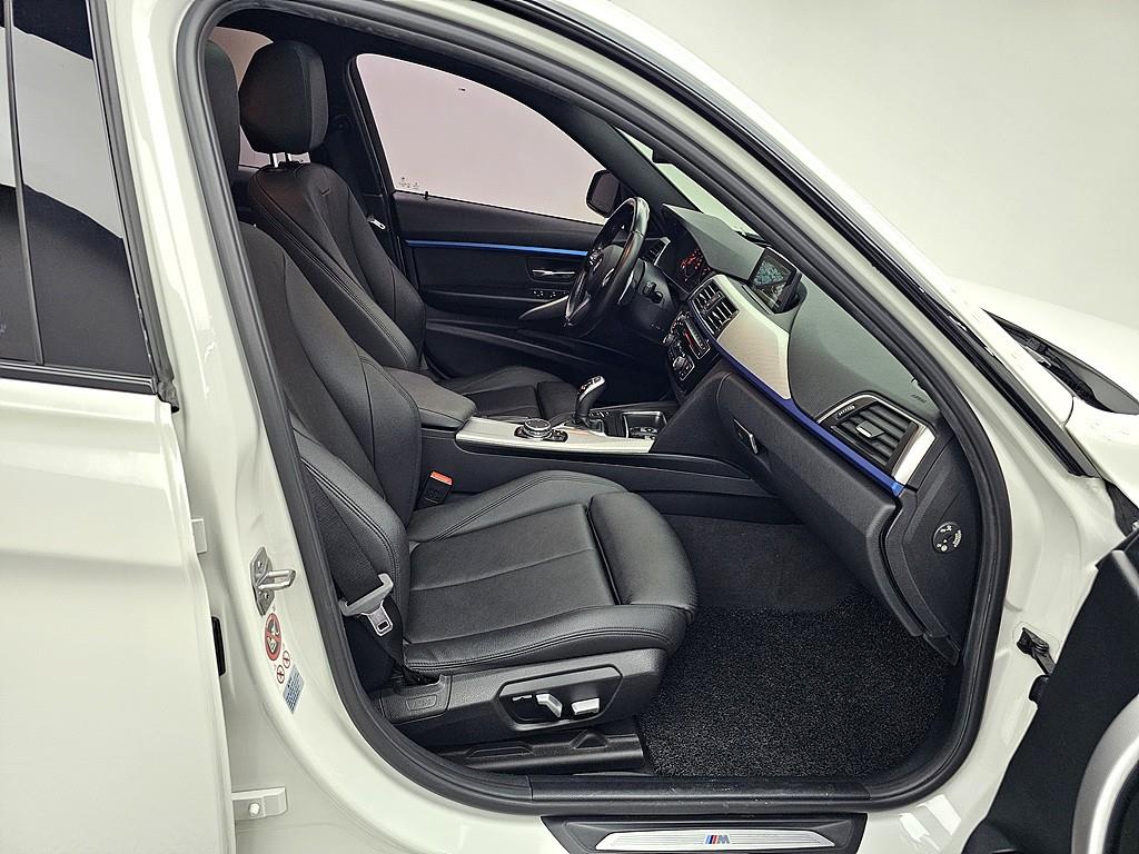 BMW 3 series - Vista 10