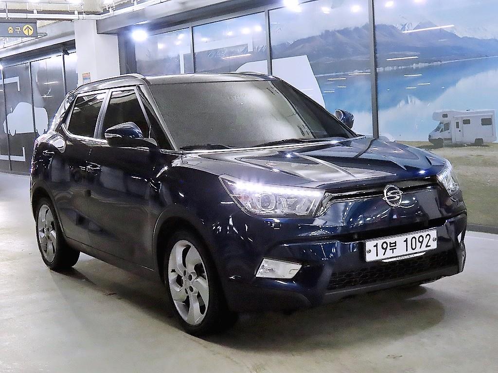 Ssangyong Tivoli 2015 Azul - Importación desde Corea - HF Imports Iquique - Foto 1