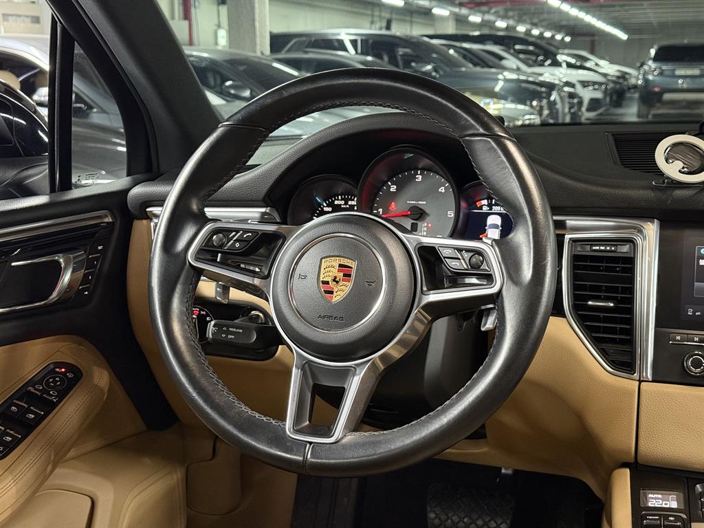 Porsche Macan - Vista 9