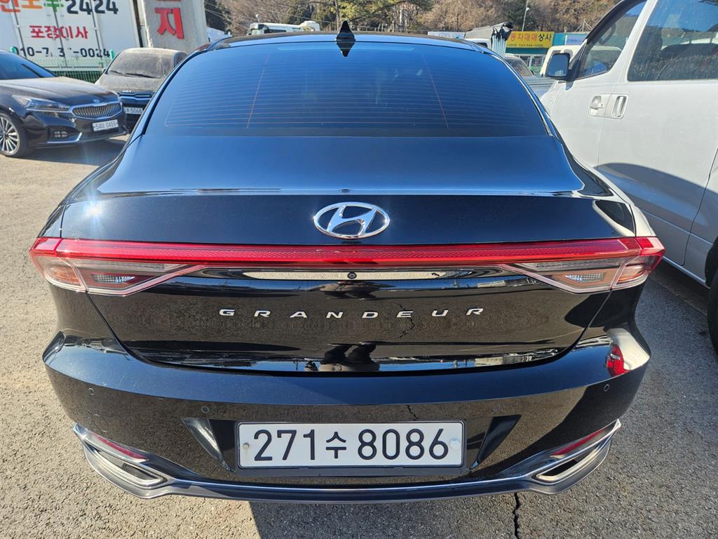 HYUNDAI Grandeur - Vista 4