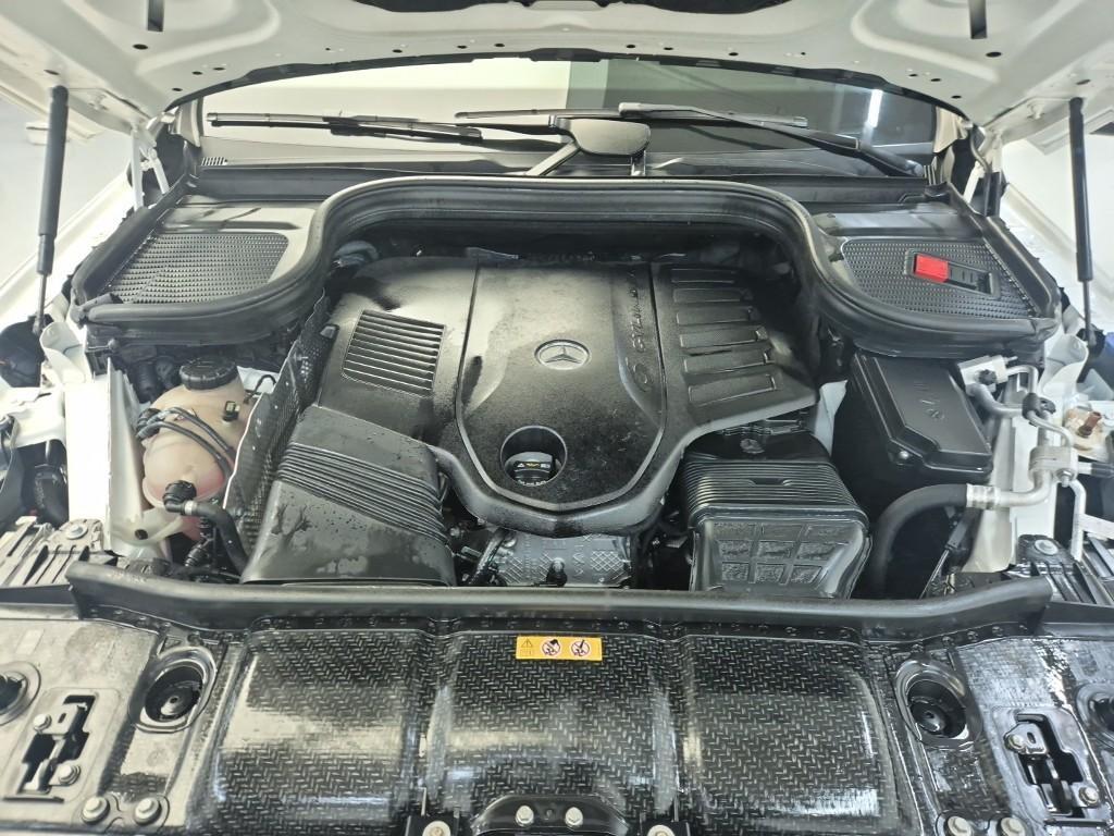 Mercedes Benz GLE Class - Vista 5