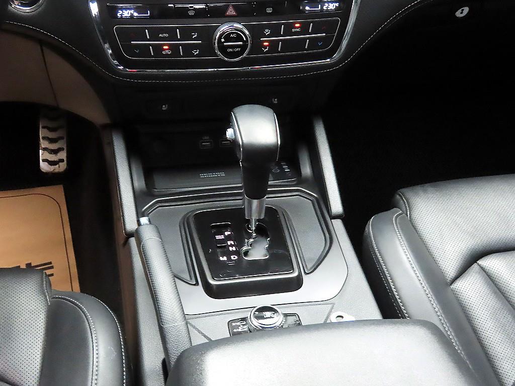 Ssangyong Rexton - Vista 10