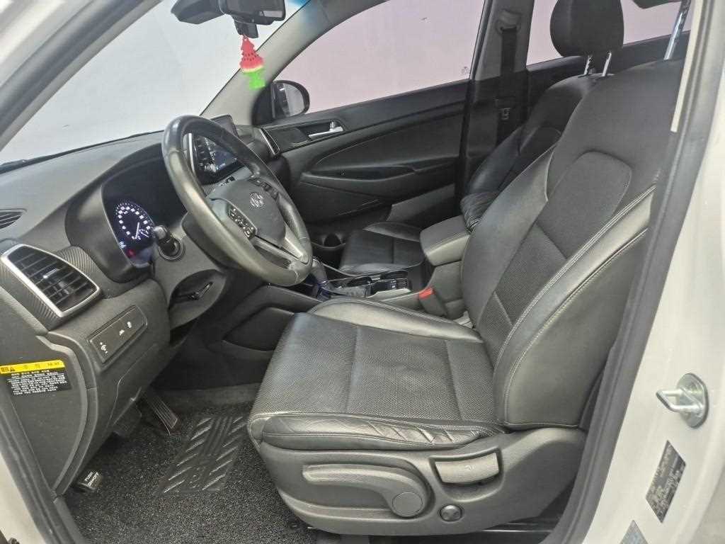 HYUNDAI Tucson - Vista 11