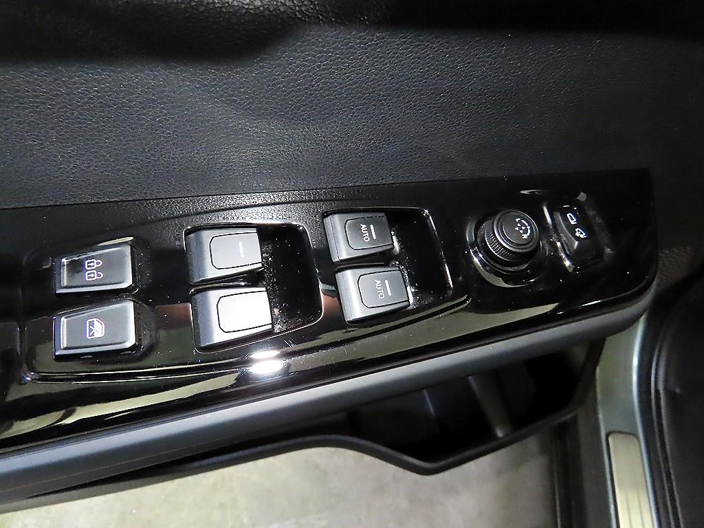 Ssangyong Torres 2023 Verde - Importación desde Corea - HF Imports Iquique - Foto 13