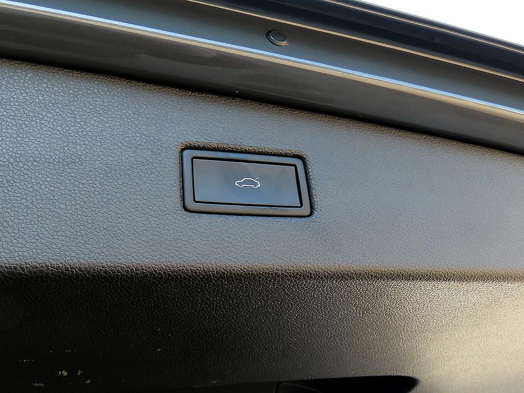 Volkswagen Tiguan 2021 Gris - Importación desde Corea - HF Imports Iquique - Foto 15