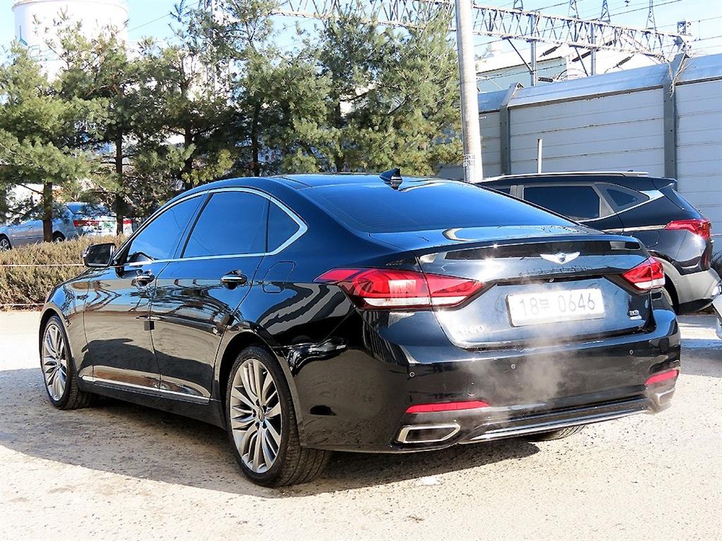 Genesis G80 - Vista 3