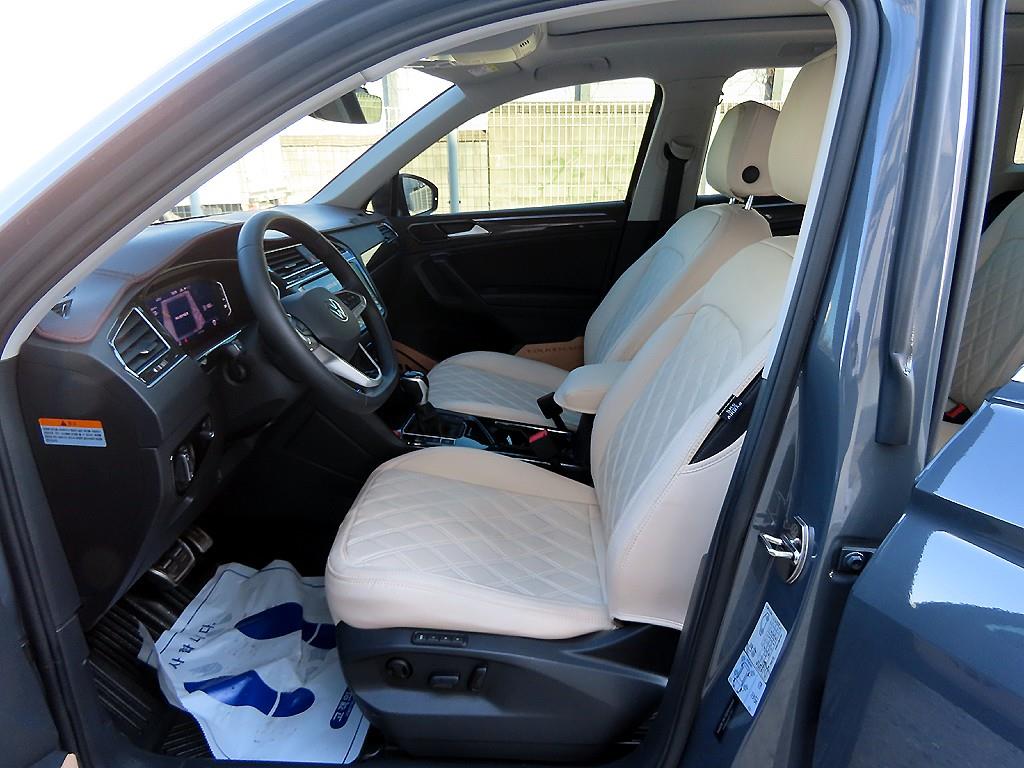 Volkswagen Tiguan - Vista 5