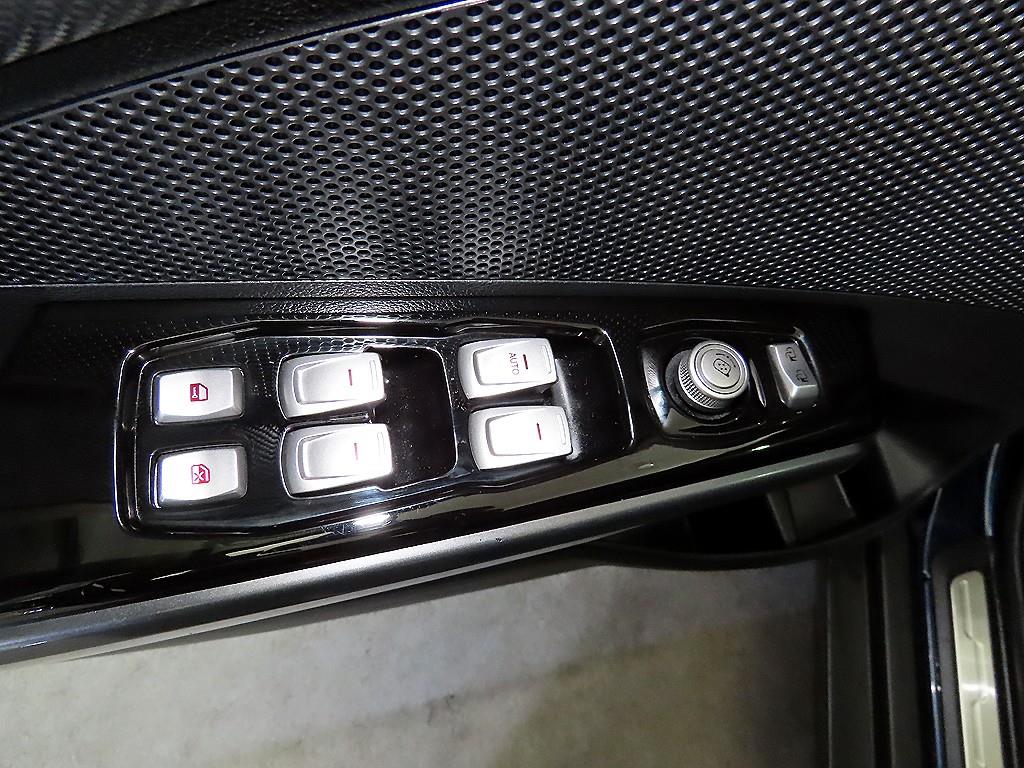 Ssangyong Tivoli 2017 Azul - Importación desde Corea - HF Imports Iquique - Foto 13