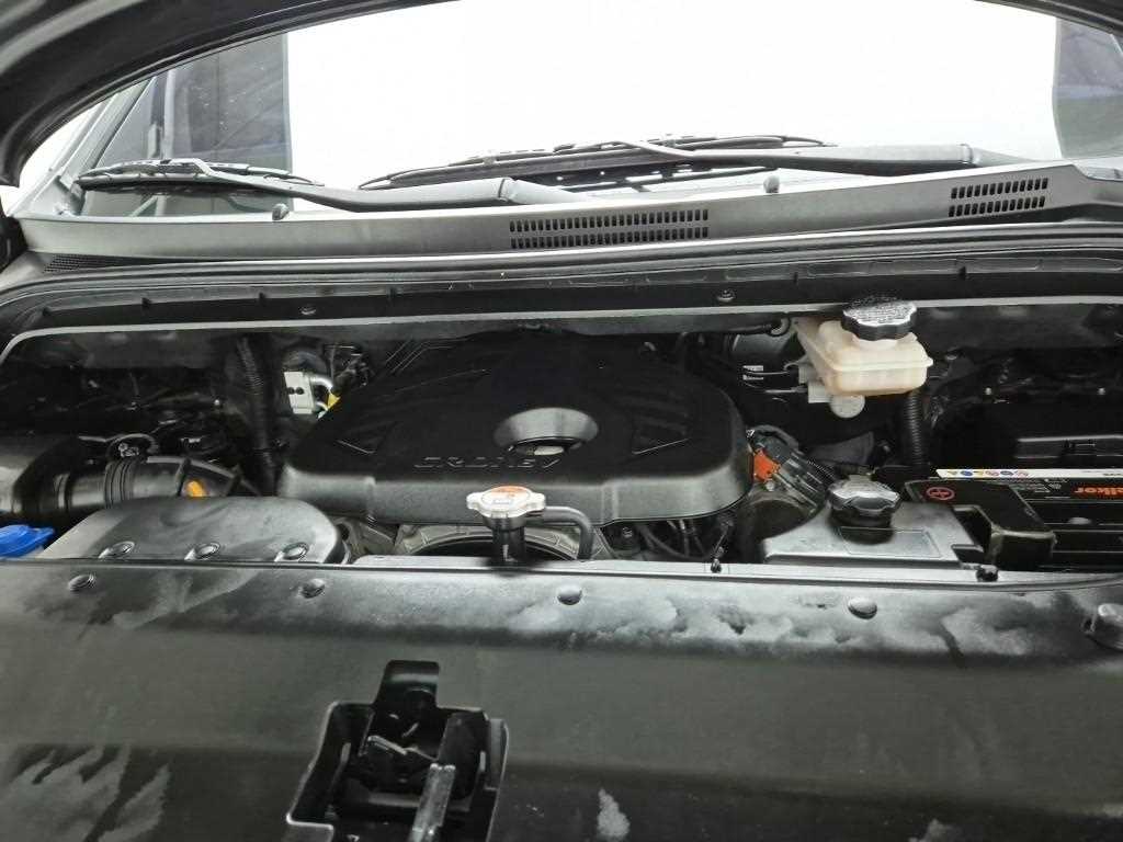 HYUNDAI Starex - Vista 5