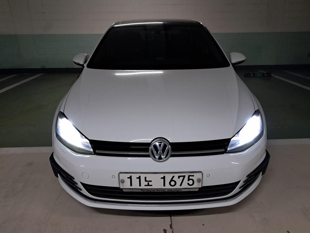 Volkswagen Golf 2014 Blanco - Importación desde Corea - HF Imports Iquique - Foto 1