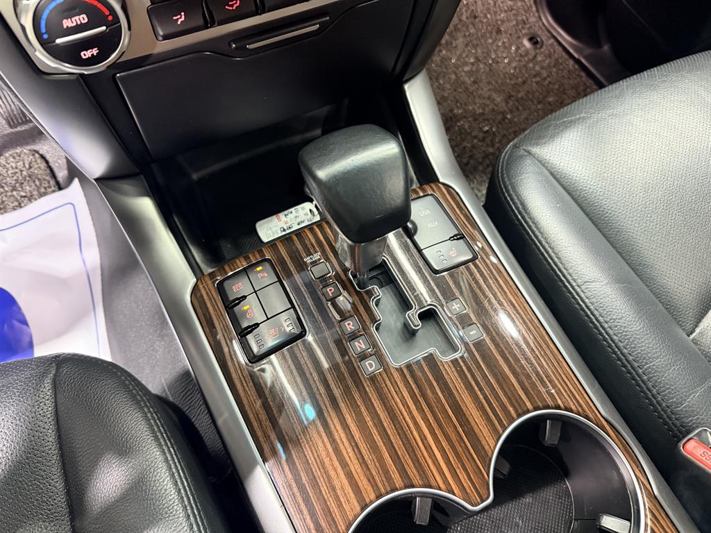 KIA Mohave - Vista 10