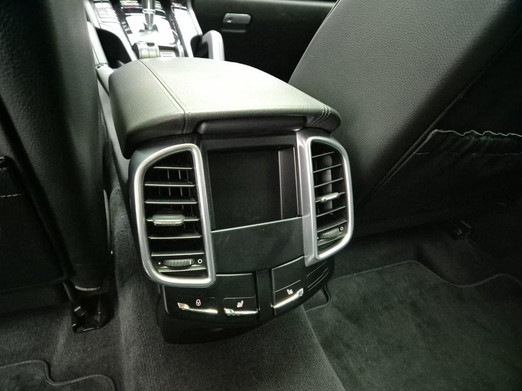 Porsche Cayenne - Vista 6