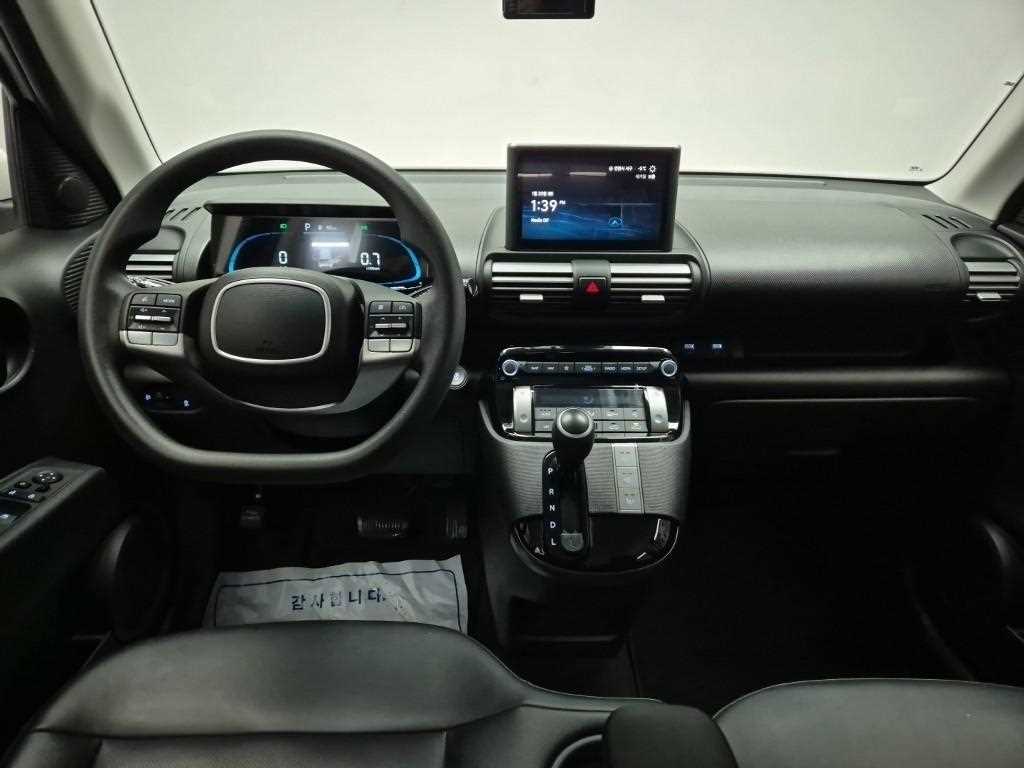 HYUNDAI Casper - Vista 7