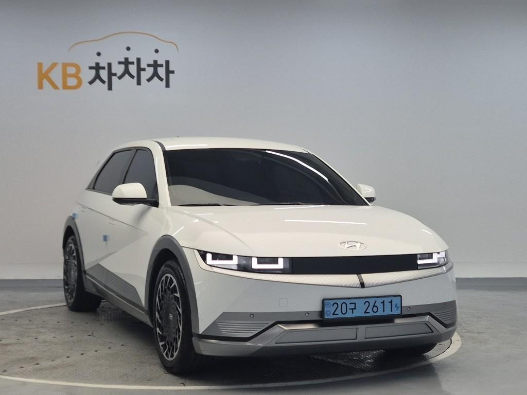 HYUNDAI Ioniq 5 - Vista 4