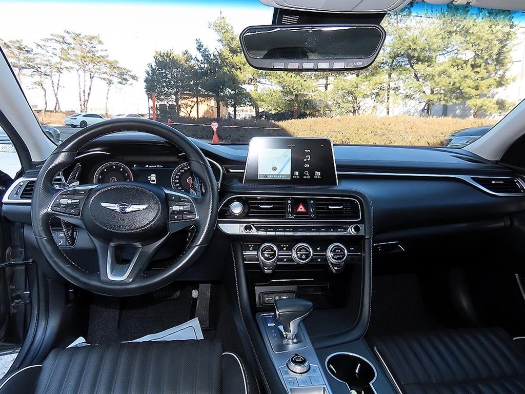 Genesis G70 - Vista 7