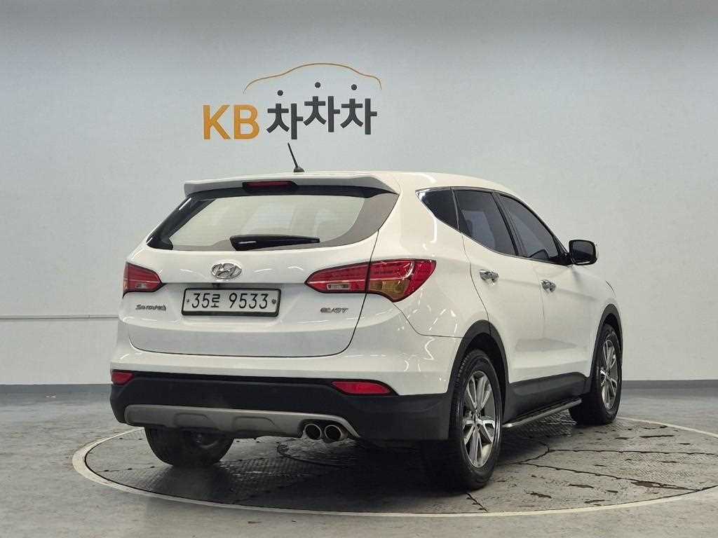 HYUNDAI Santa Fe - Vista 3