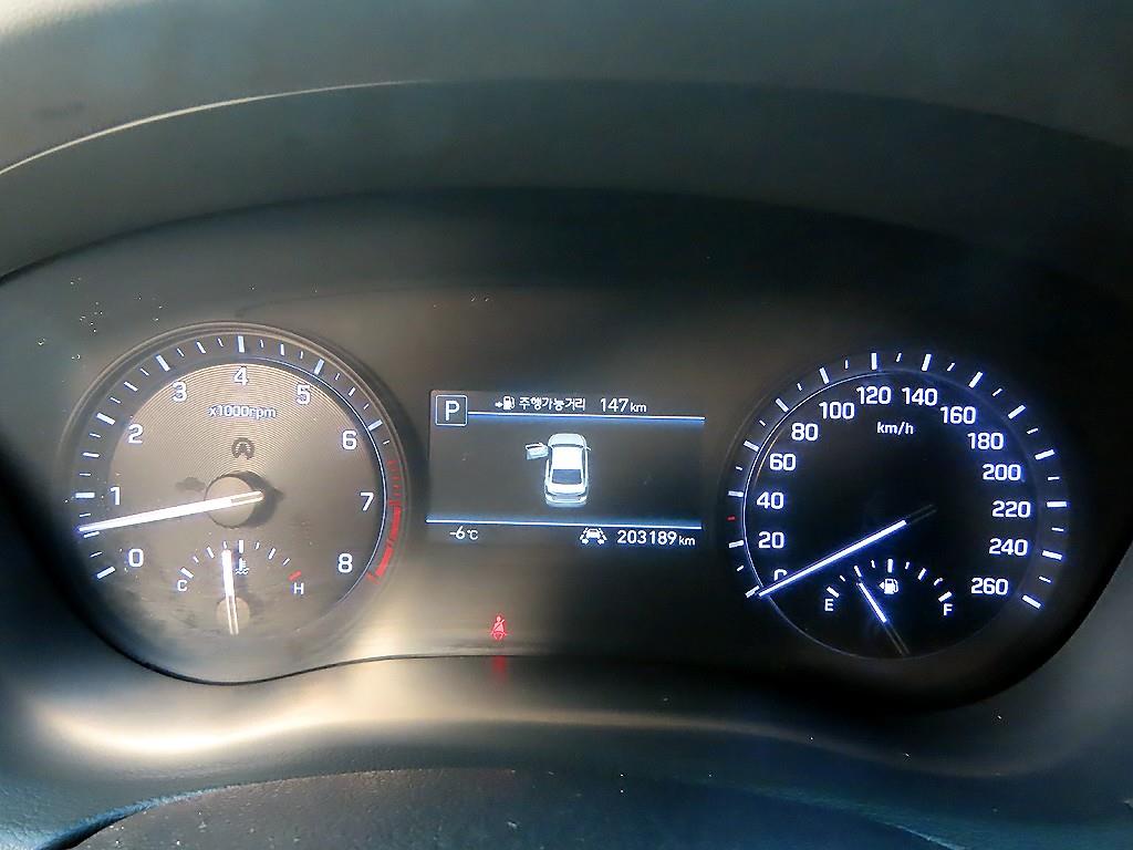 Genesis G80 - Vista 9