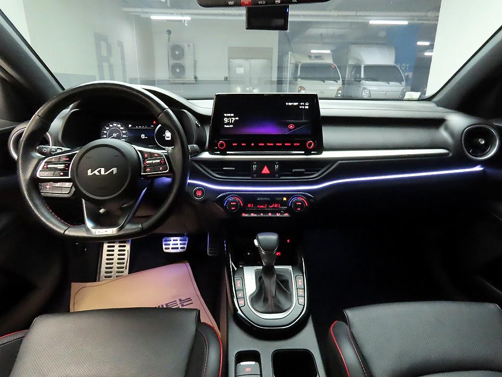 KIA K3 - Vista 8