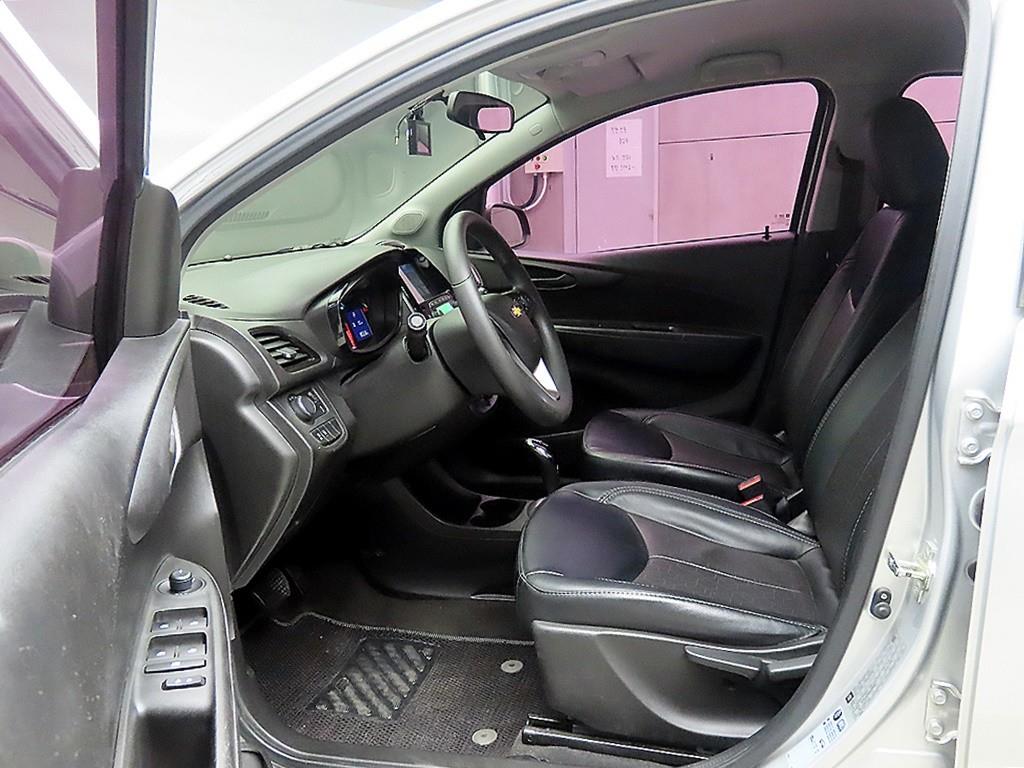 Chevrolet Spark - Vista 5