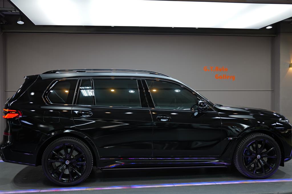 BMW X7 - Vista 5