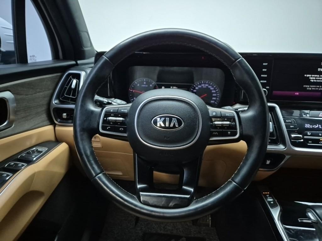 KIA Sorento - Vista 8